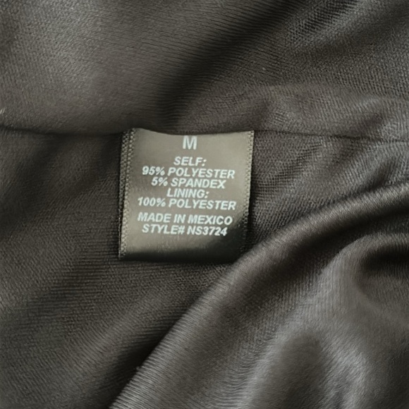 NWT Elegant Black Pencil Skirt - Picture 6 of 6